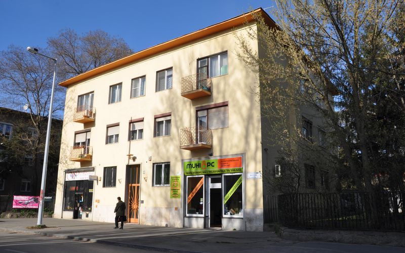 Elégedett ingatlantulajdonosok a KIK-FOR Kft. közös képviseleti részlegéről