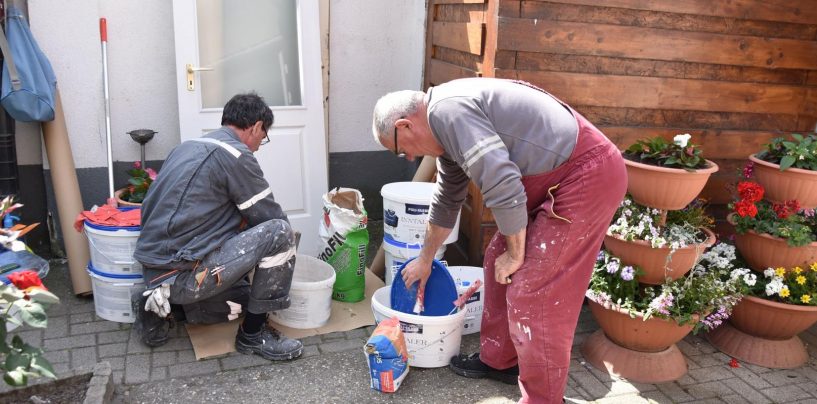 Javítások, festések, mázolások a Wojtylában