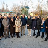 Különleges karácsonyi meglepetés: átadták az ország harmadik legnagyobb játszóterét a Rudolf-kertben