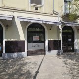 Rákóczi út 32. – portálos kialakítású üzlethelyiség kiadó