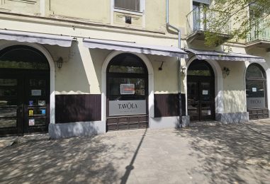 Rákóczi út 32. – portálos kialakítású üzlethelyiség kiadó