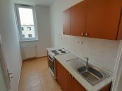 Téglás utca 5/B. 2 em. 10. – lakás kiadó